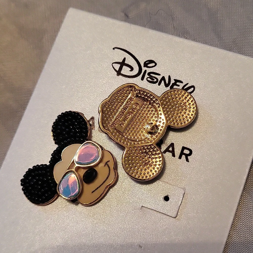 Disney Mickey Mouse w sunglasses - Picture 3 of 3